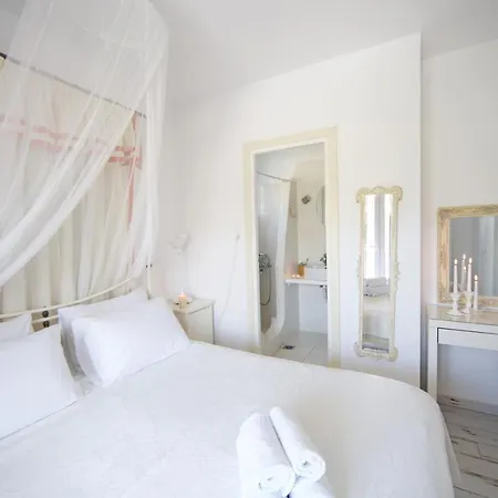 Katapoliani No.3 3* Katápola