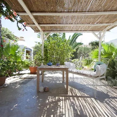 Katapoliani No.3 Lejlighedshotel 3*