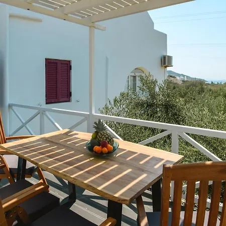 Katapoliani No.3 3* Katápola