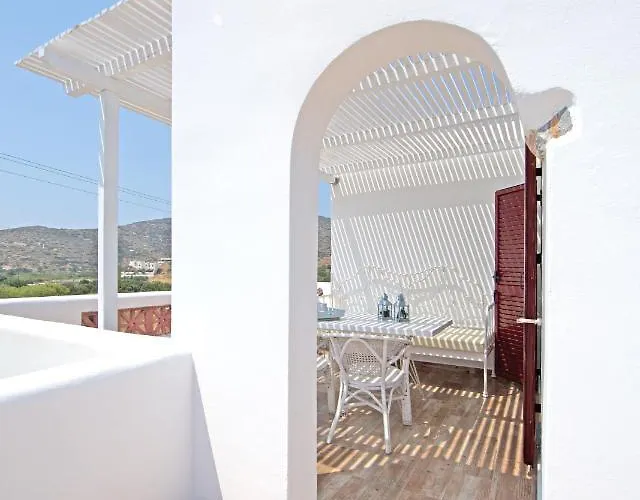 Apart Otel Katapoliani No.3 3*