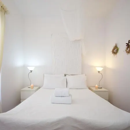 Aparthotel Katapoliani No.3