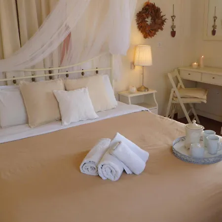 Katapoliani No.3 3* Katápola