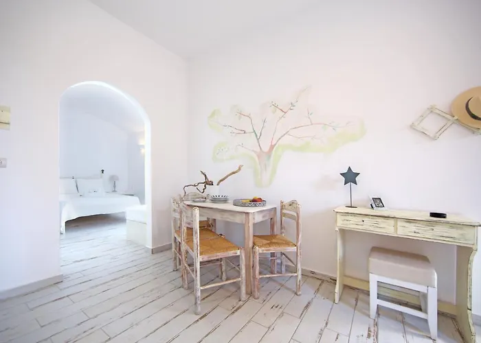 Katapoliani No.3 Aparthotel 3*