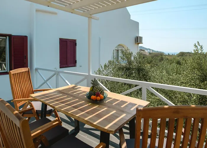 Katapoliani No.3 3* Katápola